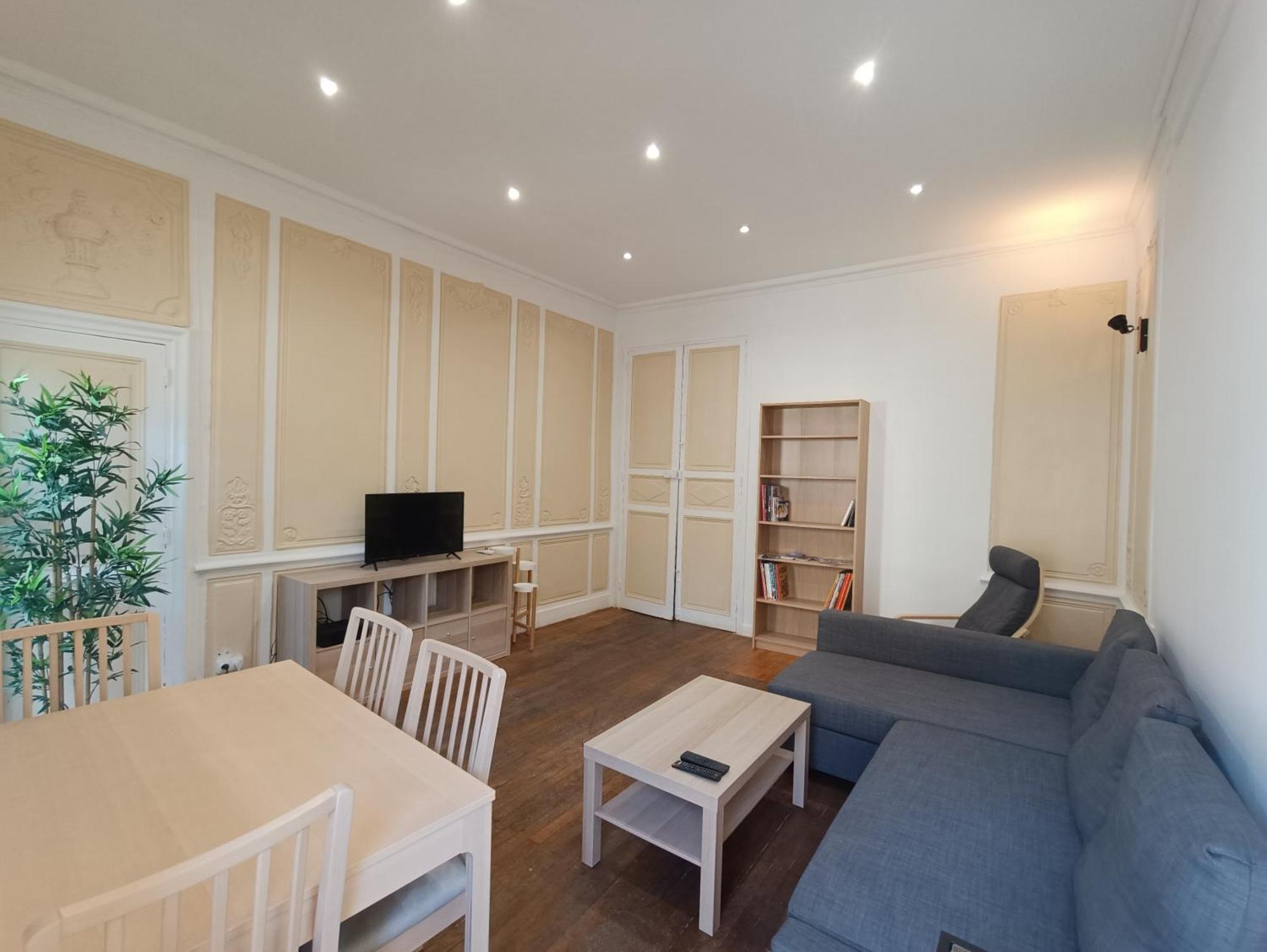 Et Renoves En 2022, Intra Muros Apartment *