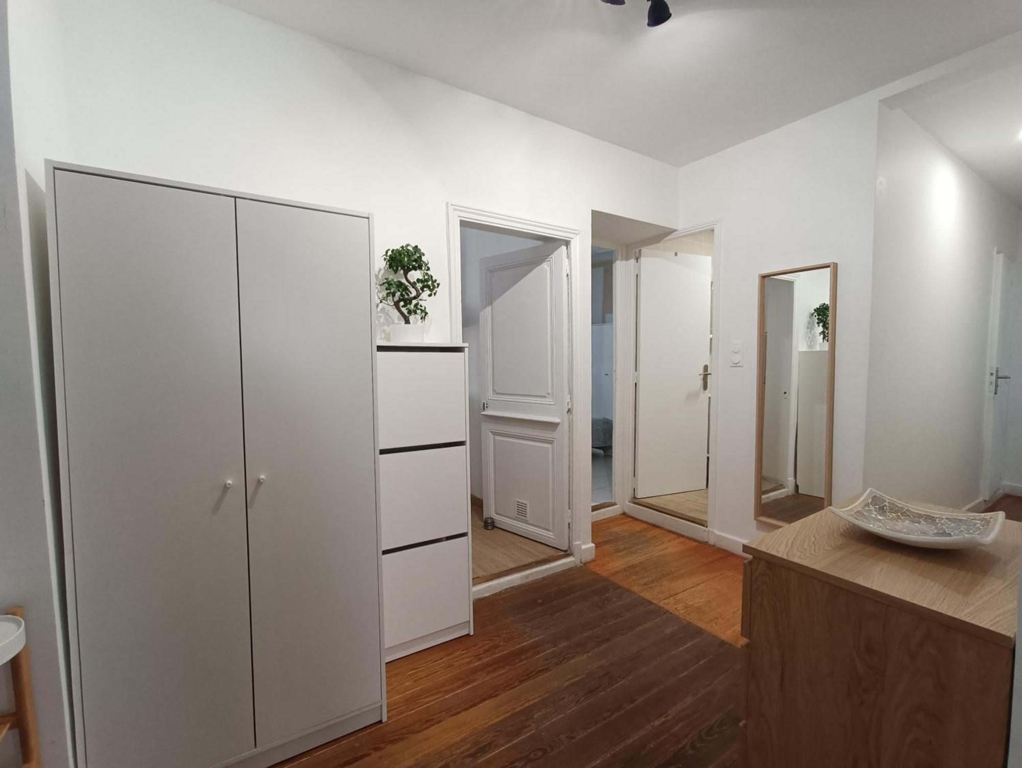 Apartment Et Renoves En 2022, Intra Muros *