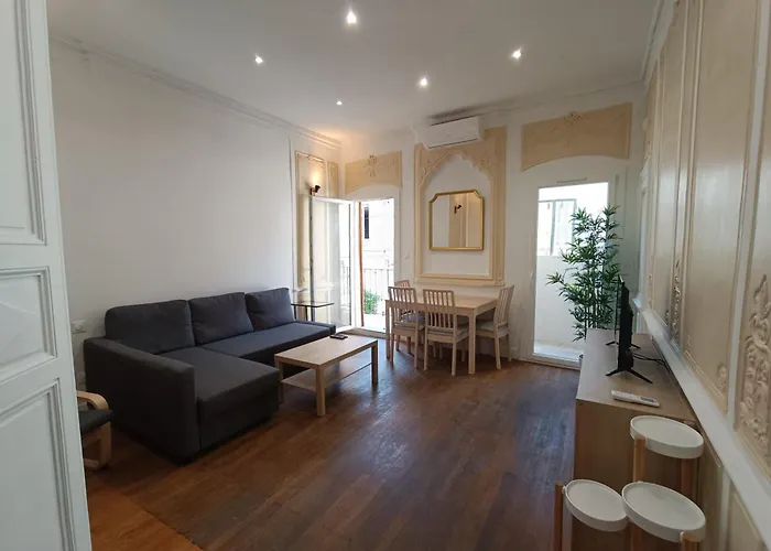 Appartements Et Studio Renoves En 2022, Intra Muros Avignon
